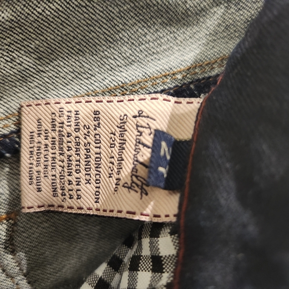 Women's Cult of Individuality Low Rise Slim Boot Jeans - Picture 4 of 9